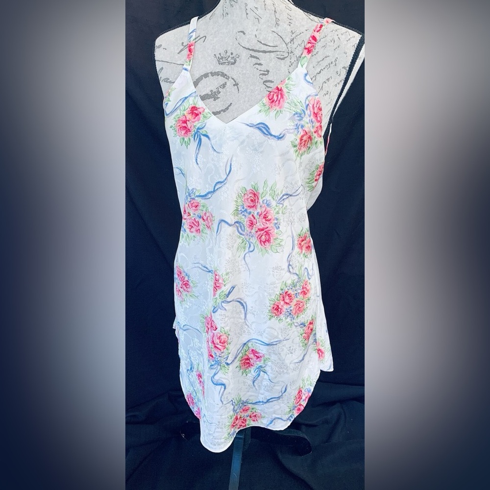 Floral Sleeveless Nightie